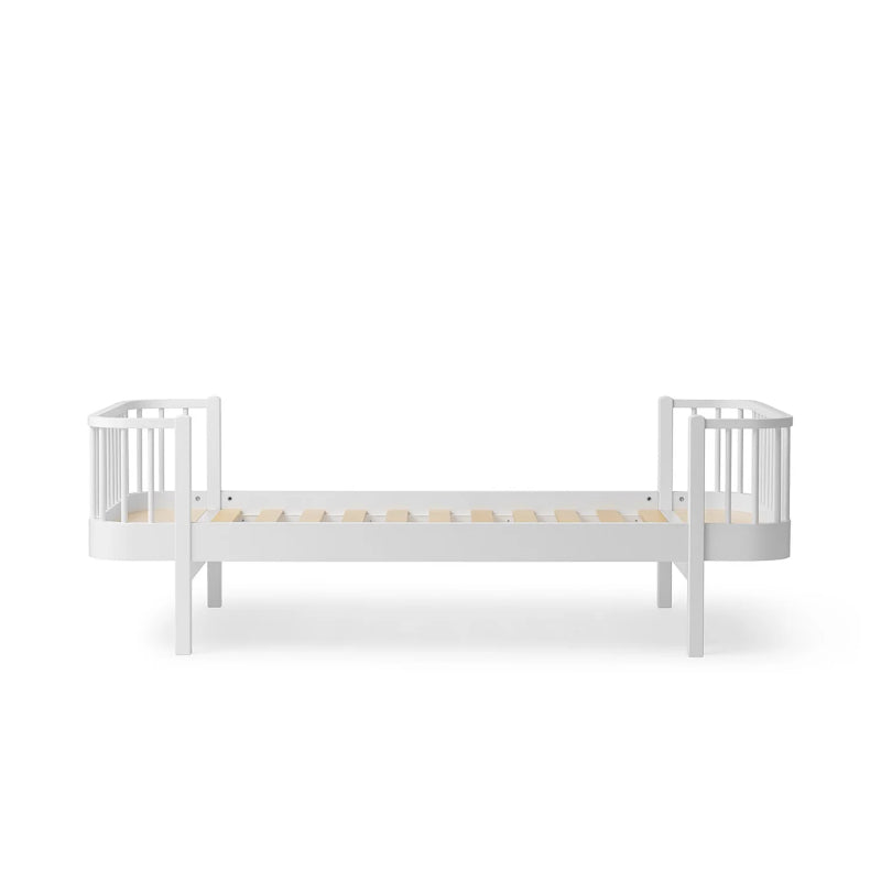 Oliver Furniture Original Wood Single Bed in All White